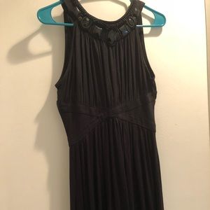 Black dress w/ collar accessories